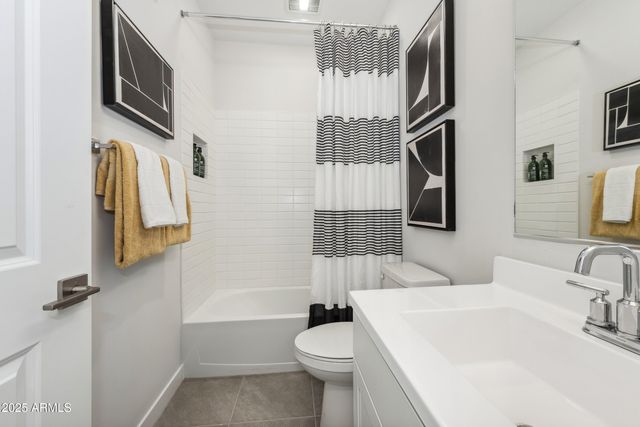 7517 S 76th Drive, Laveen, AZ 85339