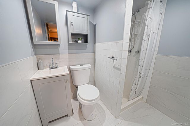 206 Prospect Place, Bay Shore, NY 11706