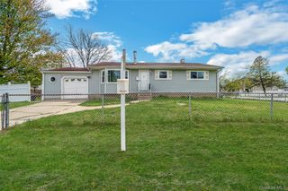 206 Prospect Place, Bay Shore, NY 11706