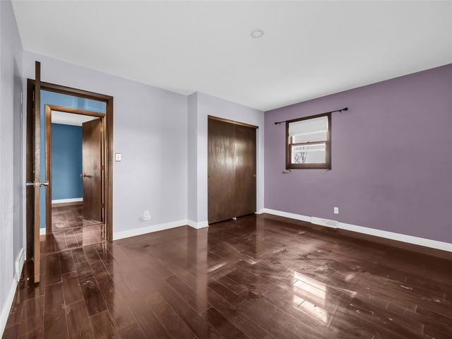 2140 Hillview Drive, Marion, IA 52302