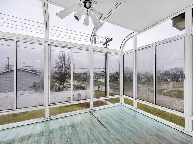 2140 Hillview Drive, Marion, IA 52302