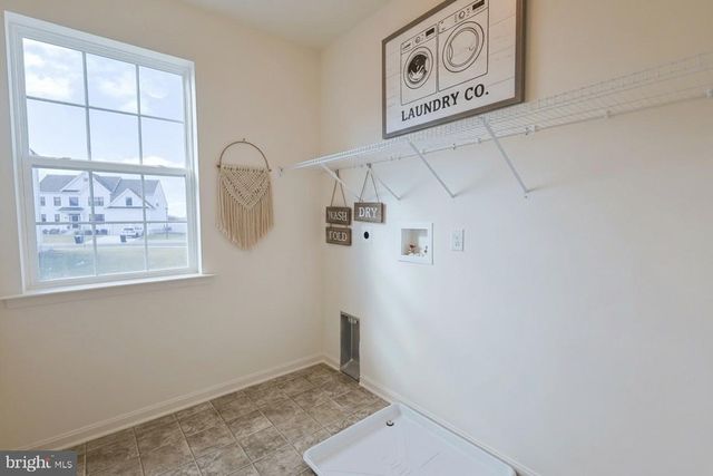 910 WEATHERSTONE LN, Felton, DE 19943