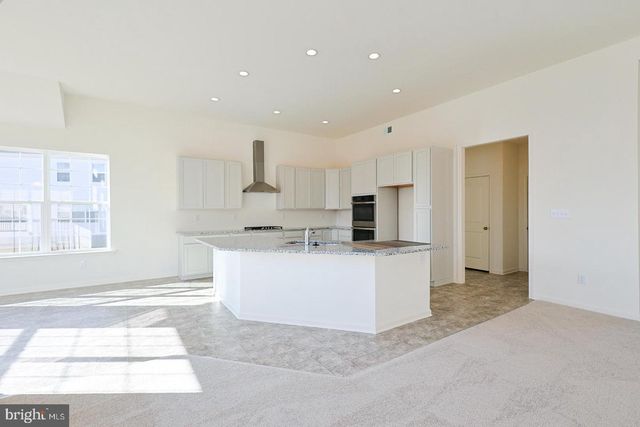 910 WEATHERSTONE LN, Felton, DE 19943