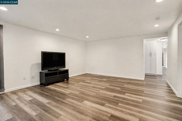 4041 Ellis Rd, Martinez, CA 94553