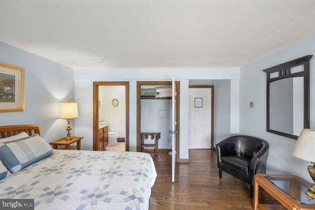 40 HOSPITAL RD, Gettysburg, PA 17325