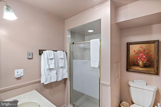 40 HOSPITAL RD, Gettysburg, PA 17325