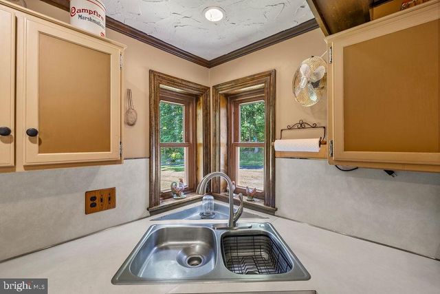 40 HOSPITAL RD, Gettysburg, PA 17325