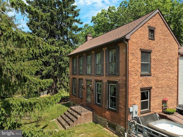 40 HOSPITAL RD, Gettysburg, PA 17325