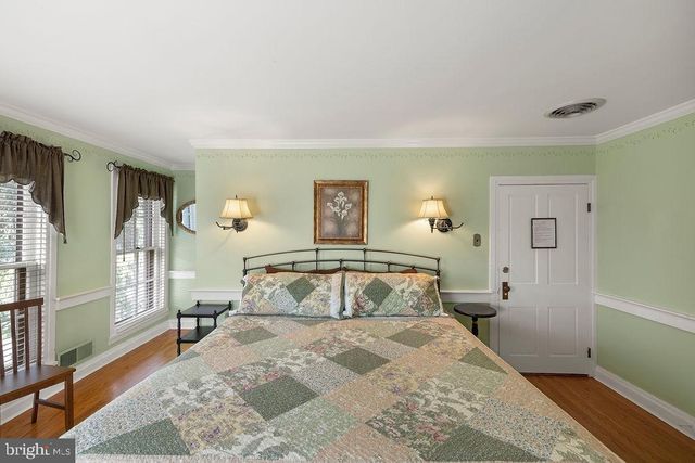 40 HOSPITAL RD, Gettysburg, PA 17325