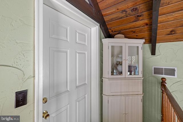 40 HOSPITAL RD, Gettysburg, PA 17325