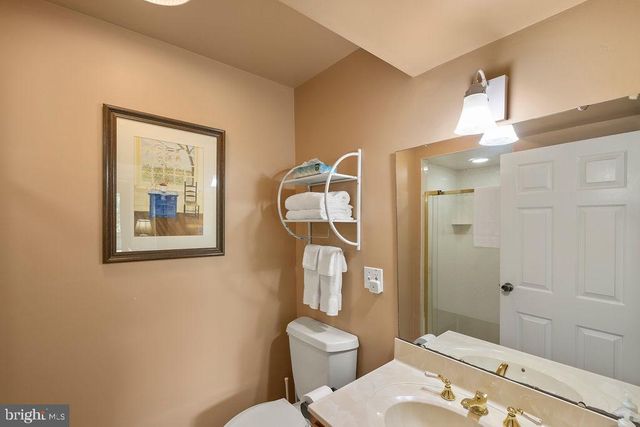 40 HOSPITAL RD, Gettysburg, PA 17325