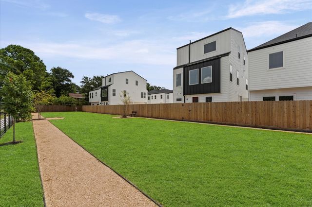 4742 Martin Hill Street, Houston, TX 77018