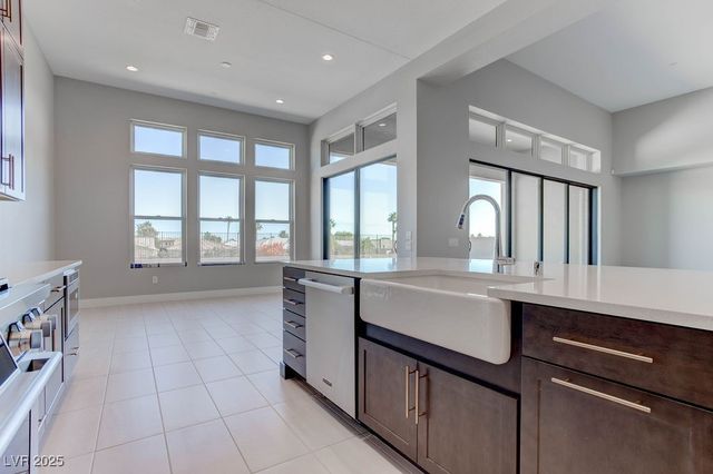 4778 Outlook Peak Street, Las Vegas, NV 89135