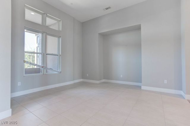 4778 Outlook Peak Street, Las Vegas, NV 89135