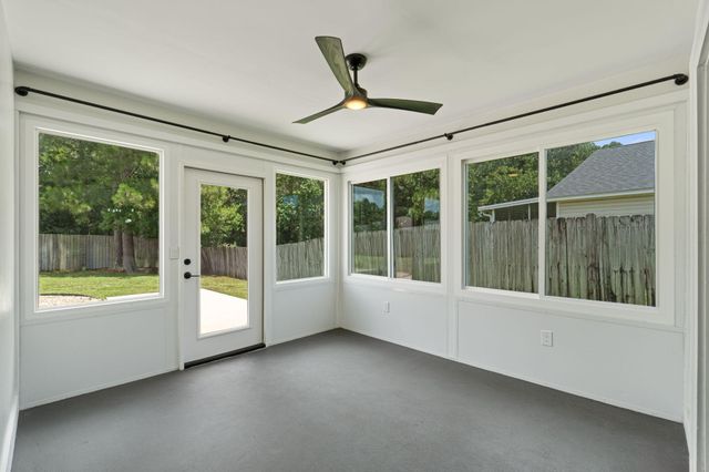 6450 Heronrun Way, Gulf Breeze, FL 32563