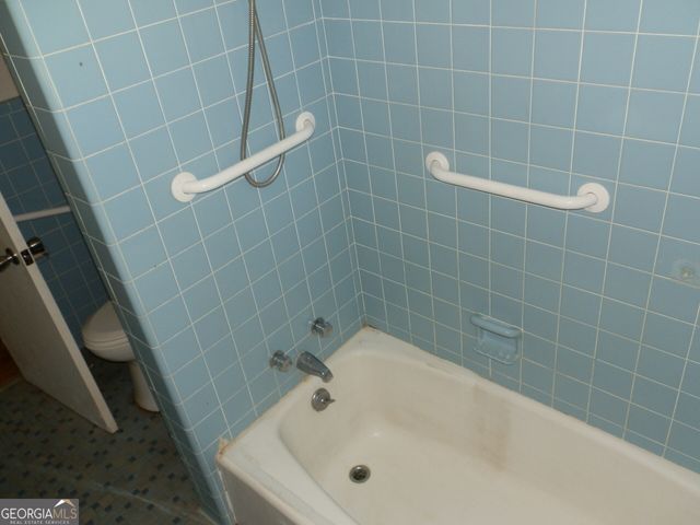 3016 Garden Lakes Boulevard NW, Rome, GA 30165
