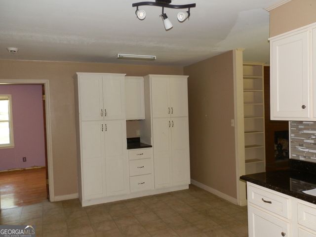 3016 Garden Lakes Boulevard NW, Rome, GA 30165