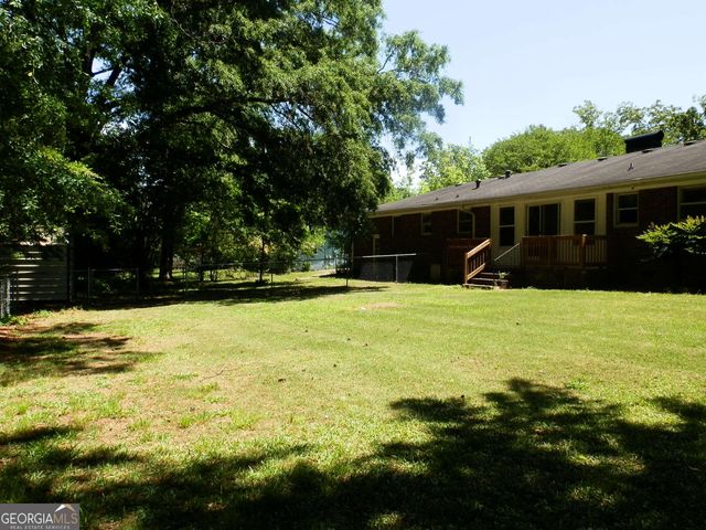 3016 Garden Lakes Boulevard NW, Rome, GA 30165