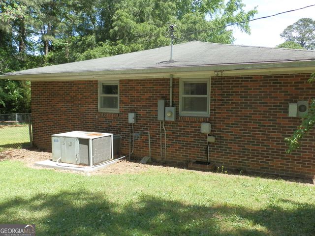 3016 Garden Lakes Boulevard NW, Rome, GA 30165