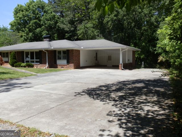 3016 Garden Lakes Boulevard NW, Rome, GA 30165
