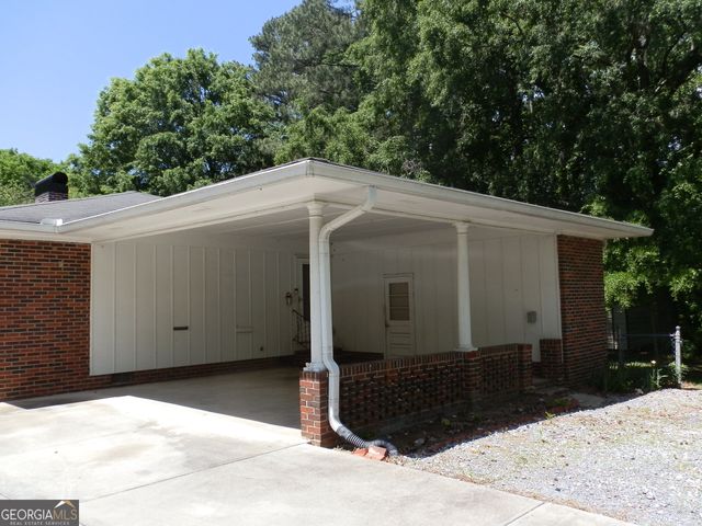 3016 Garden Lakes Boulevard NW, Rome, GA 30165