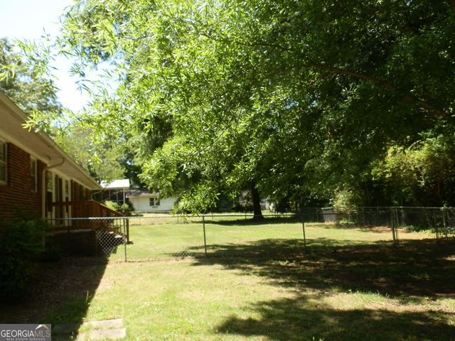 3016 Garden Lakes Boulevard NW, Rome, GA 30165
