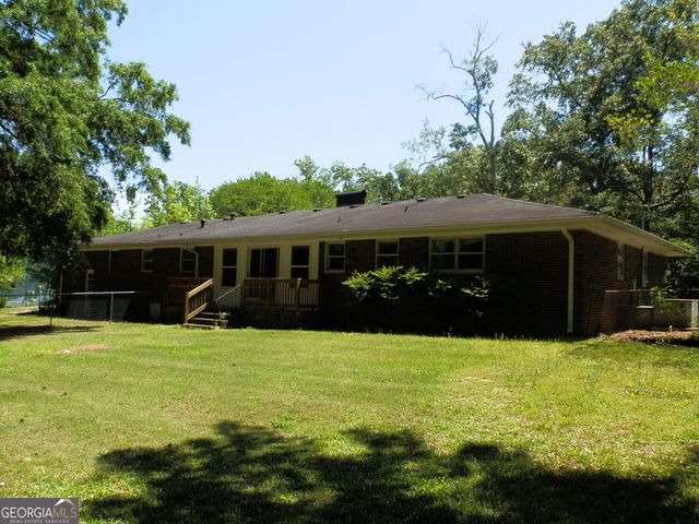 3016 Garden Lakes Boulevard NW, Rome, GA 30165