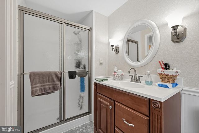 50 YALE RD, Marlton, NJ 08053