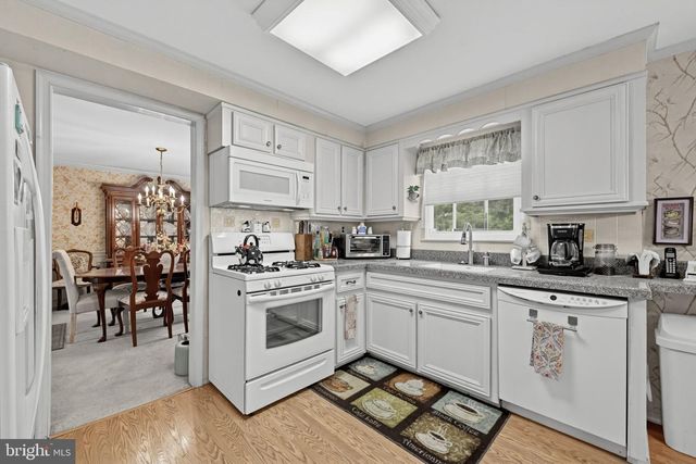 50 YALE RD, Marlton, NJ 08053