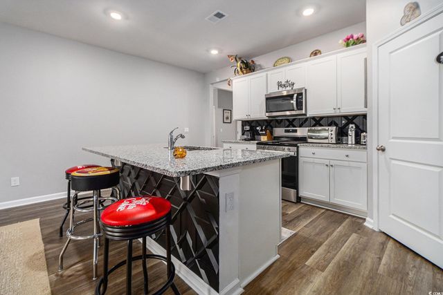 135 Honey Jar Way, Longs, SC 29568