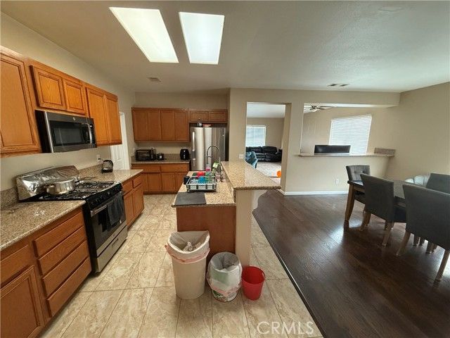 13767 Buttermilk Road, Victorville, CA 92392