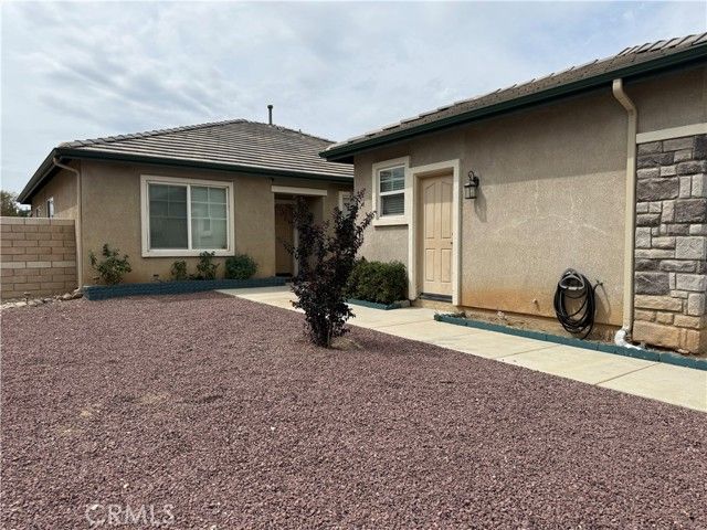13767 Buttermilk Road, Victorville, CA 92392
