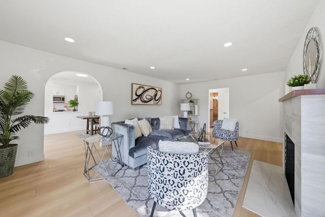 2015 Main Street, Santa Clara, CA 95050