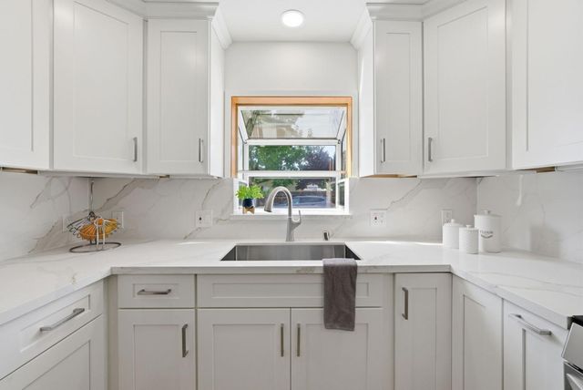 2015 Main Street, Santa Clara, CA 95050