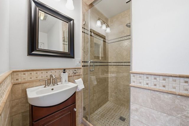 2015 Main Street, Santa Clara, CA 95050