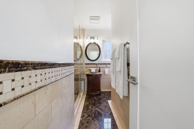 2015 Main Street, Santa Clara, CA 95050