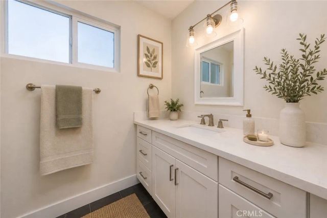 11138 Aqua Vista ST 19, Studio City, CA 91602