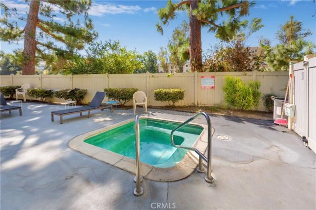 11138 Aqua Vista ST 19, Studio City, CA 91602