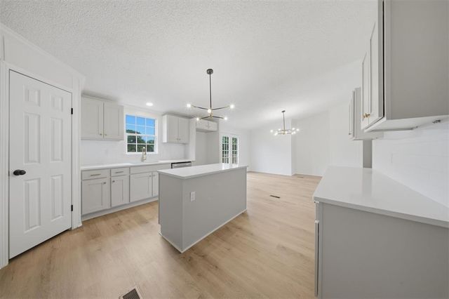 16205 SE 15th Street, Choctaw, OK 73020
