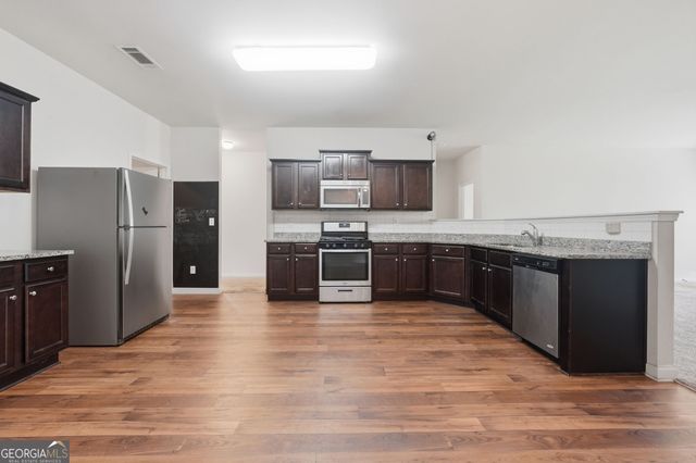 3037 Avondale Boulevard SE, Conyers, GA 30013