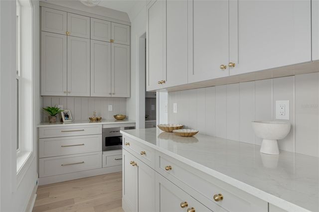 246 23RD AVENUE SE, St Petersburg, FL 33705