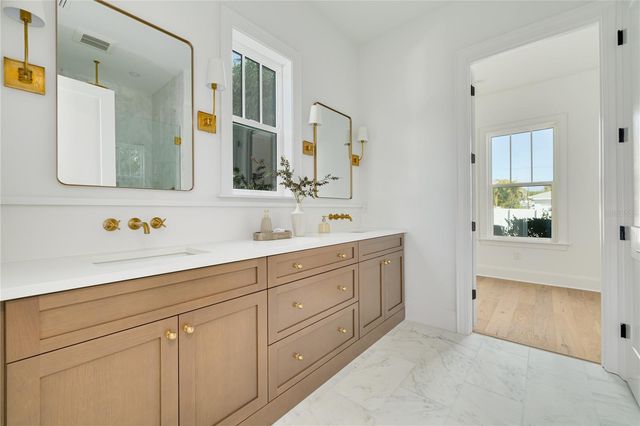 246 23RD AVENUE SE, St Petersburg, FL 33705