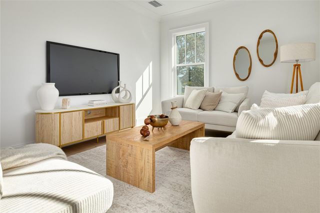 246 23RD AVENUE SE, St Petersburg, FL 33705