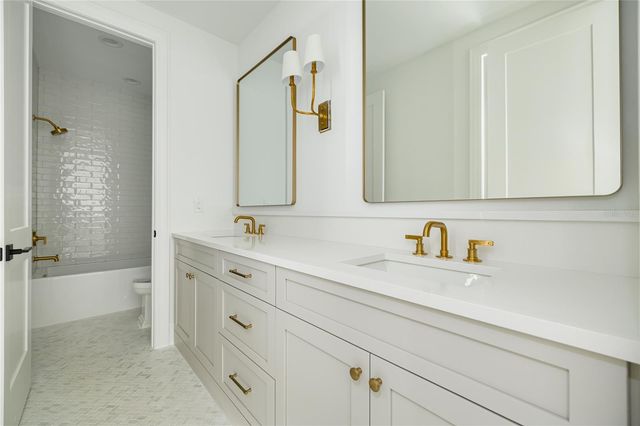 246 23RD AVENUE SE, St Petersburg, FL 33705