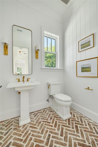 246 23RD AVENUE SE, St Petersburg, FL 33705