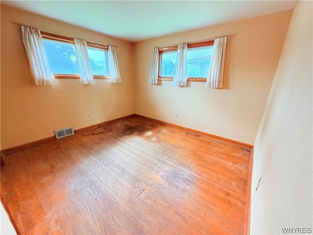 45 Charlescrest Court, West Seneca, NY 14224