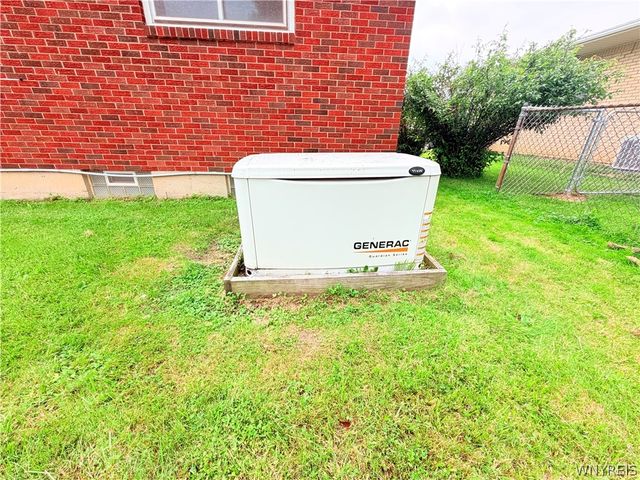 45 Charlescrest Court, West Seneca, NY 14224