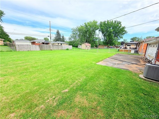 45 Charlescrest Court, West Seneca, NY 14224