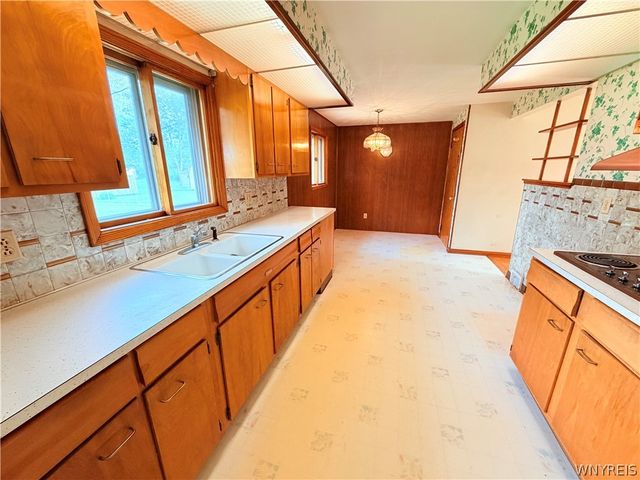 45 Charlescrest Court, West Seneca, NY 14224
