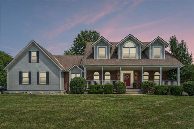 1005 WESLEY Avenue, Raymore, MO 64083